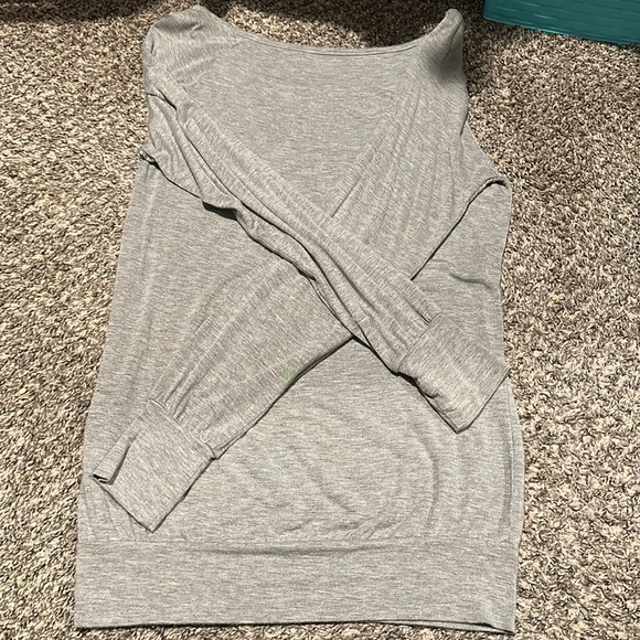 Oversized Nike Long Sleeve (S) - Picture 2 of 2